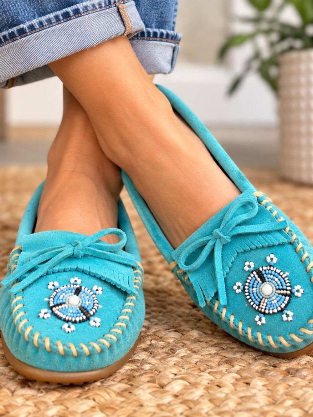 Minnetonka Turquoise Suede Hand-Beaded Moccasins – Women's Size 5.5
